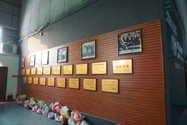 金大门业东北分公司500平展厅投入使用暨东北市场年终总结会议召开(图2)