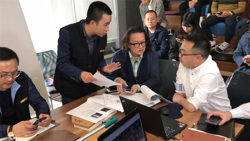 金大门业携手CCTV-2《秘密大改造》强势来袭(图4)